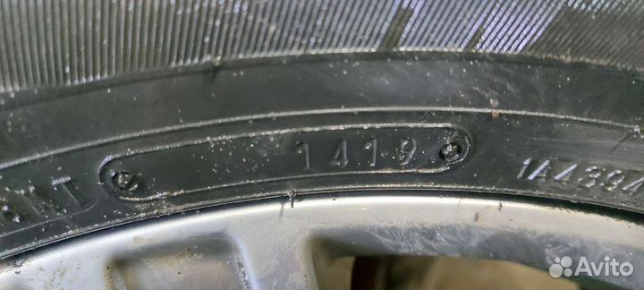 Dunlop Winter Maxx SJ8 245/70 R16