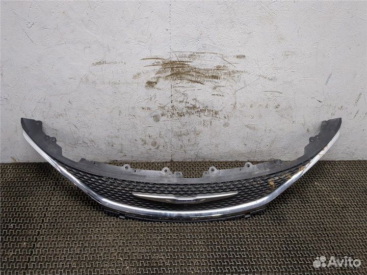 Решетка радиатора Chrysler Pacifica, 2020