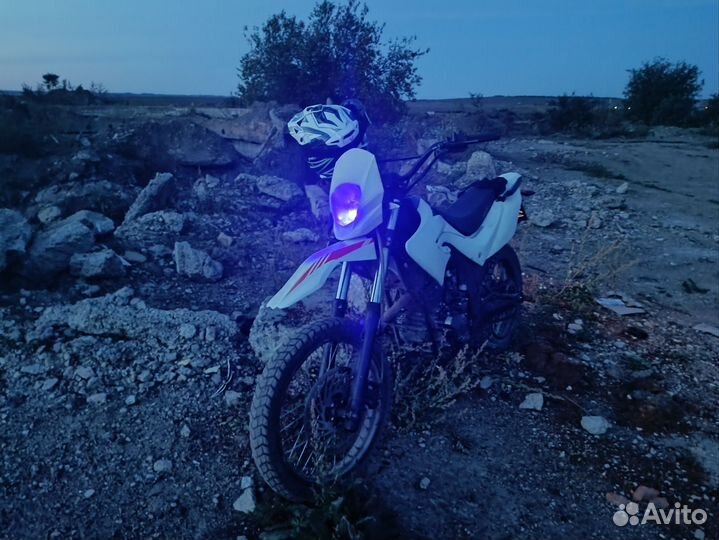 Xmoto ZR200