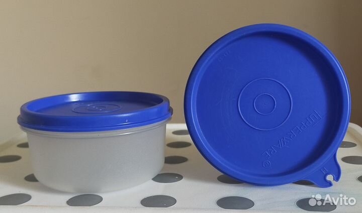 Tupperware контейнер 