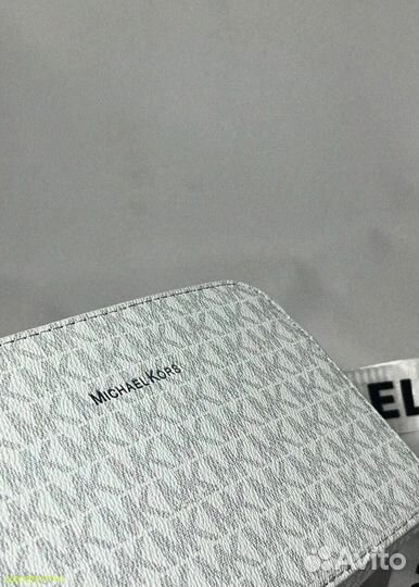 Женская сумка от Michael Kors: элегантность каждый день