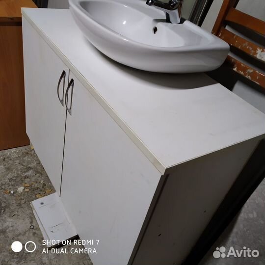Тумба +раковина для ванной