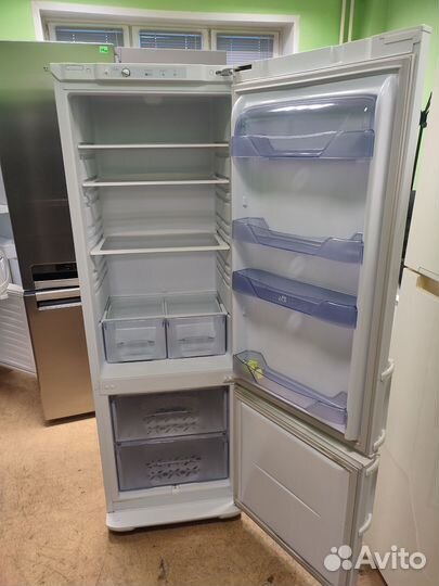 Холодильник Бирюса 132