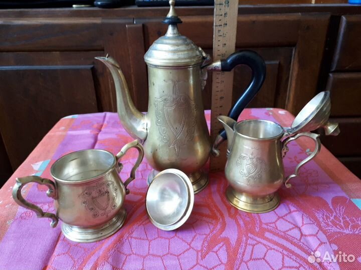 Набор для кофе из металла