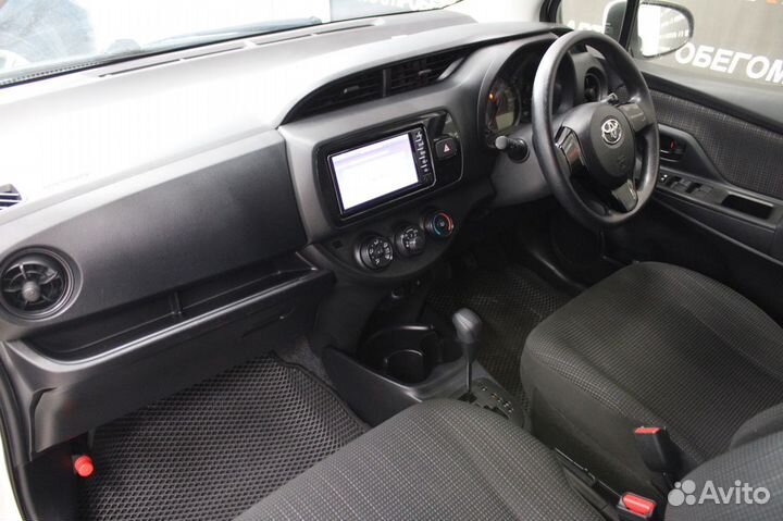 Toyota Vitz 1.0 CVT, 2017, 81 000 км