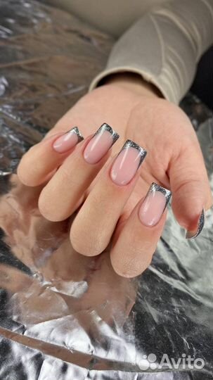 Маникюр/педикюр