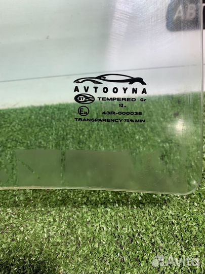 Стекло двери задней правой Chevrolet Cobalt, II