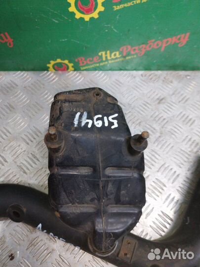 Резонатор воздушного фильтра Nissаn Almera N15