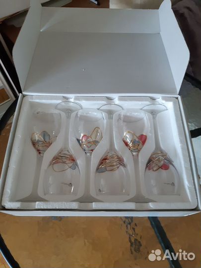 Бокалы для вина новые пр-во Япония