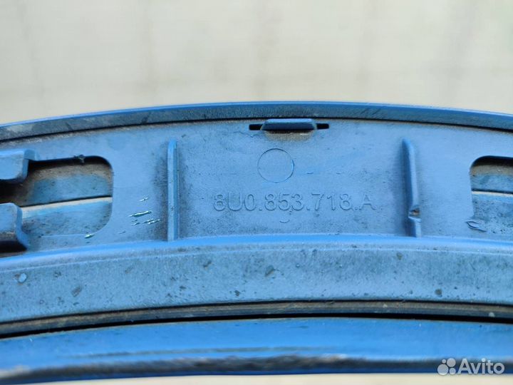 Накладка крыла передняя правая Audi Q3 8U