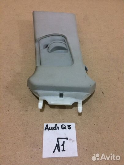 Обшивки и накладки стойки Audi Q3