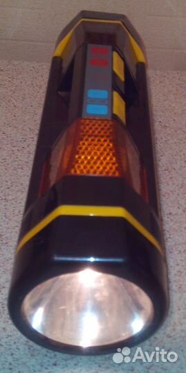 Туристический фонарь прожектор