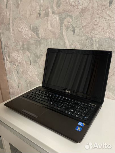 Ноутбук asus