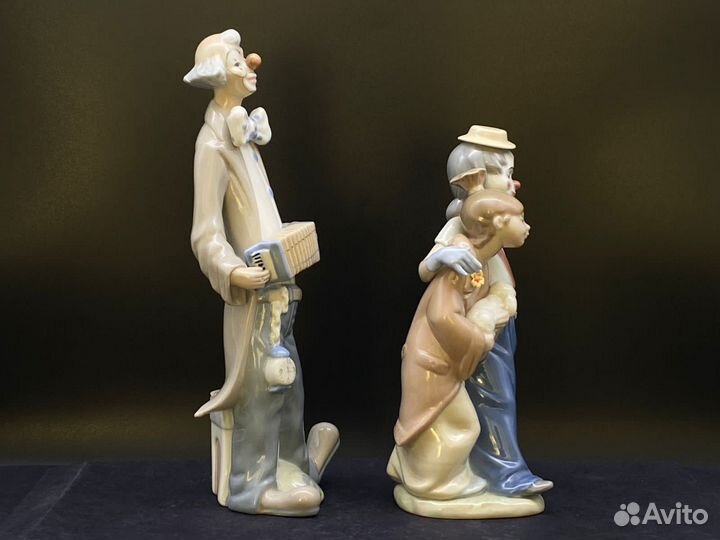 Фарфоровая статуэтка 