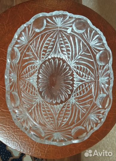 Ваза хрустальная