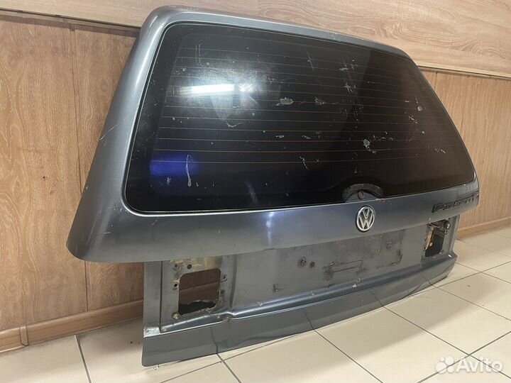 Крышка багажника VW Passat B3/B4 Variant