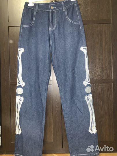 Джинсы