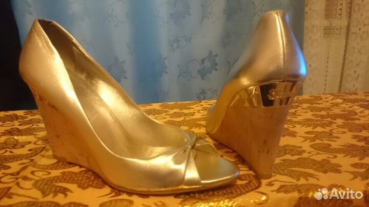 Туфли Gucci 40.5 оригинал