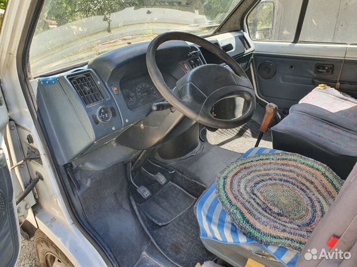 Renault Trafic цельнометаллический, 1996