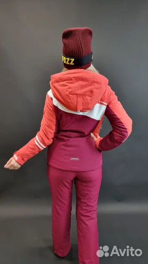 Горнолыжный костюм