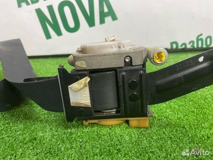 Ремень безопасности передний правый Nissan Almera