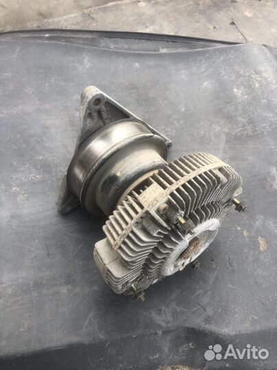 Кронштейн вискомуфты на 6ве1(6вд1)