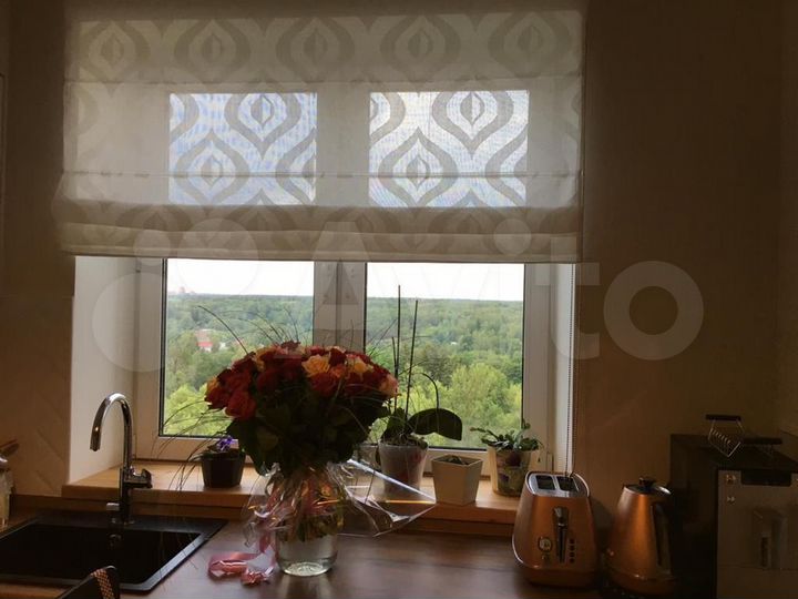 2-к. квартира, 57 м², 14/17 эт.