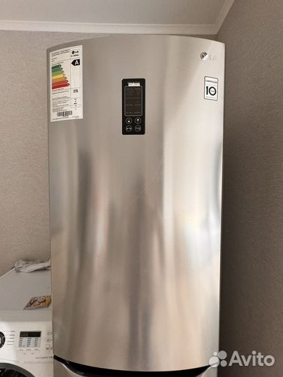 Холодильник LG