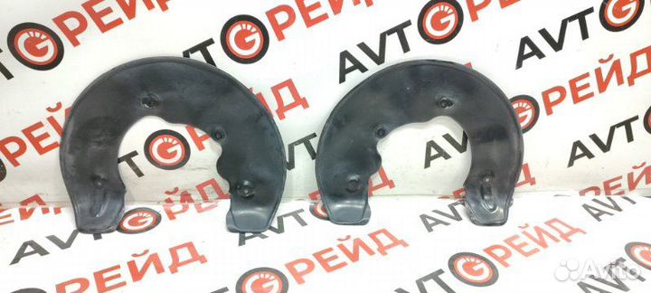 Кожух тормозного диска передний Audi A6 4G CGW