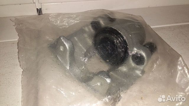 Ford Fiesta Суппорт передний левый Новый