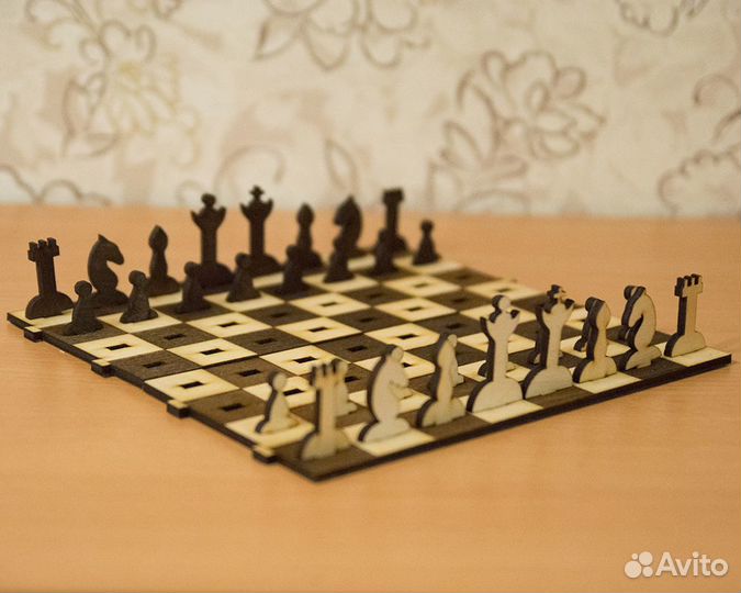 Шахматы из дерева