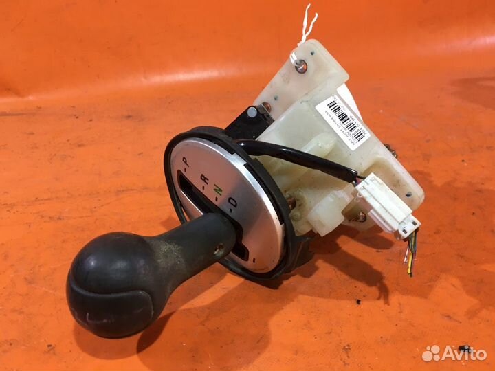 Ручка кпп Mitsubishi Airtrek CU2W