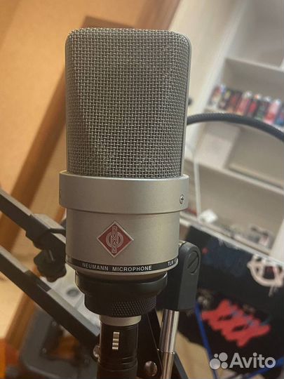 Студийный микрофон neumann 103 tlm