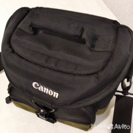 Зеркальная фотокамера Canon 500 D