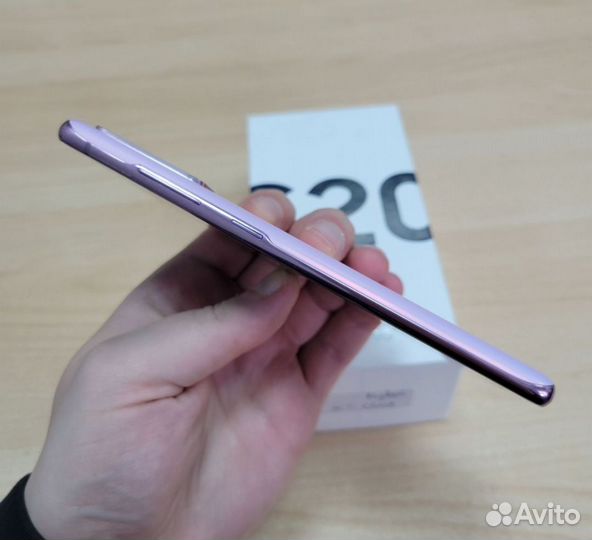 Samsung Galaxy S20 FE, 8/128 ГБ