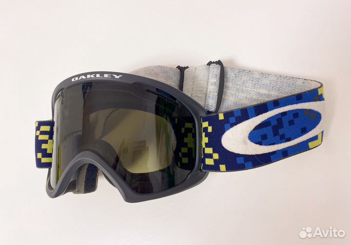 Горнолыжная маска oakley