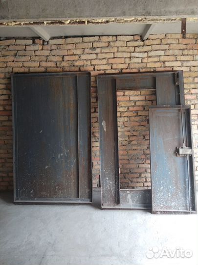 Ворота гаражные металлические бу