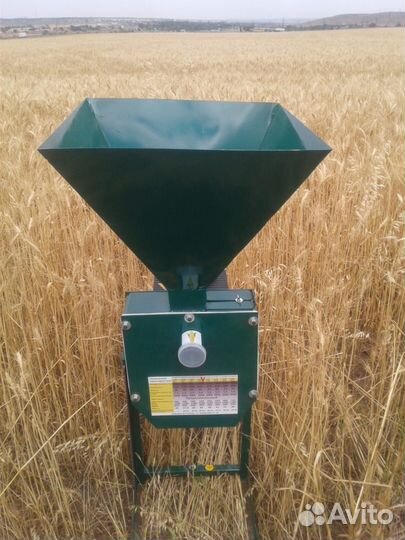 Зернодробилка Измельчитель зерна до 3000кг/час