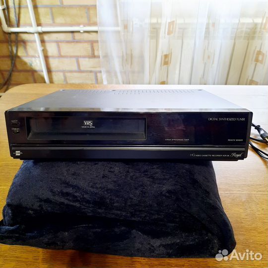 Видеомагнитофон VCR 26,Royal