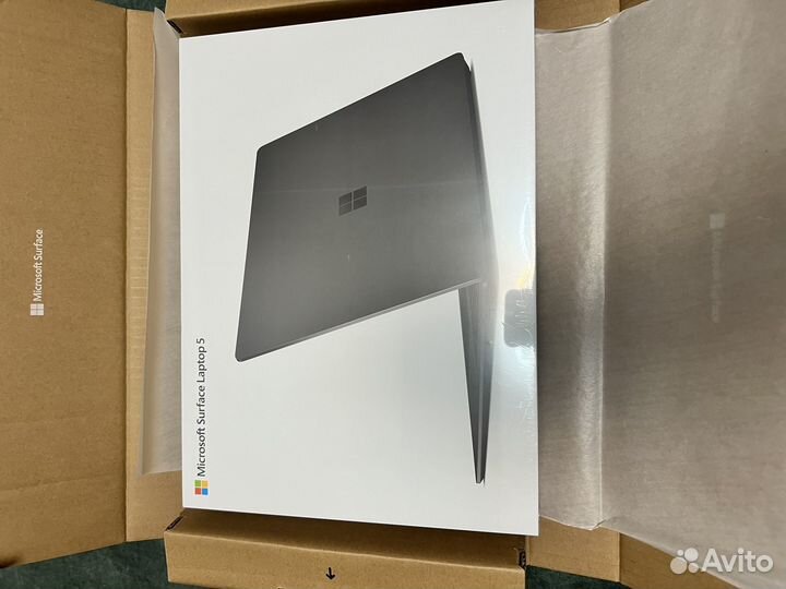 Microsoft Surface Laptop 5 i5 16gb 512gb