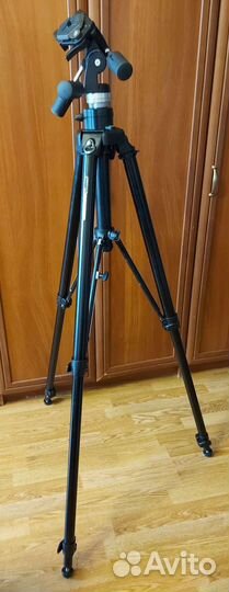 Штатив manfrotto