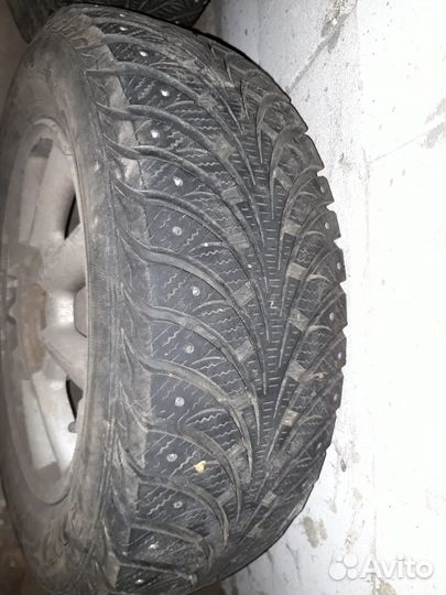 Sava Eskimo Stud 205/65 R15
