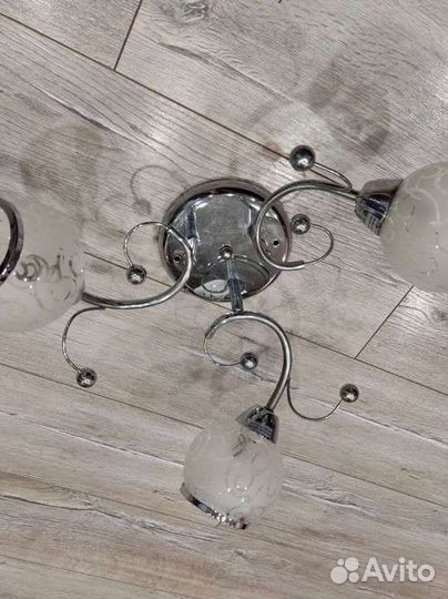 Люстра и бра