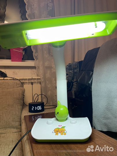 Лампа настольная