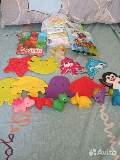 Игрушки для купания в ванной пакетом