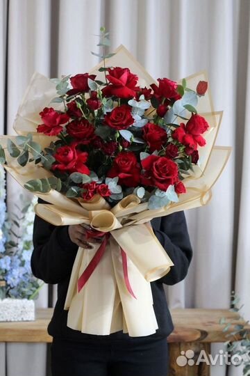 Розы красные эквадор