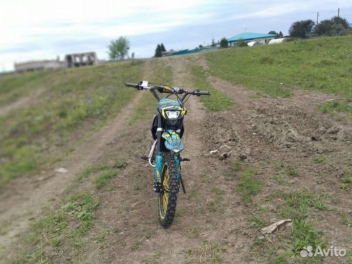 Regulmoto seven 125e