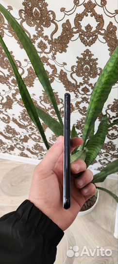 iPhone Xr, 128 ГБ