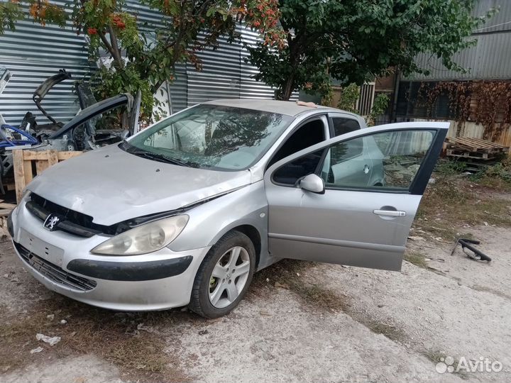 Peugeot 307 в разборе