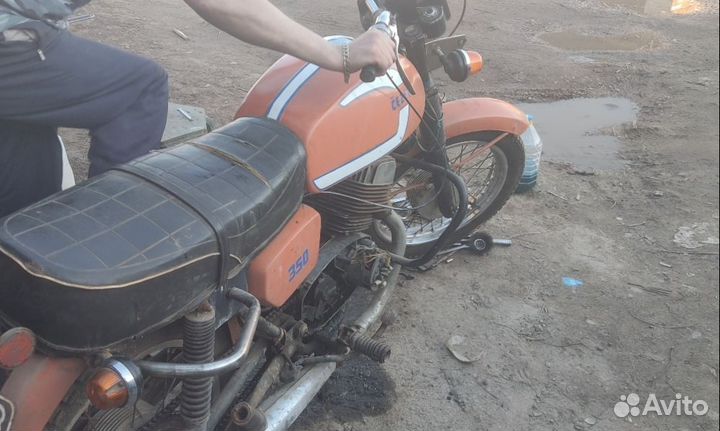 Чезет 350 ява